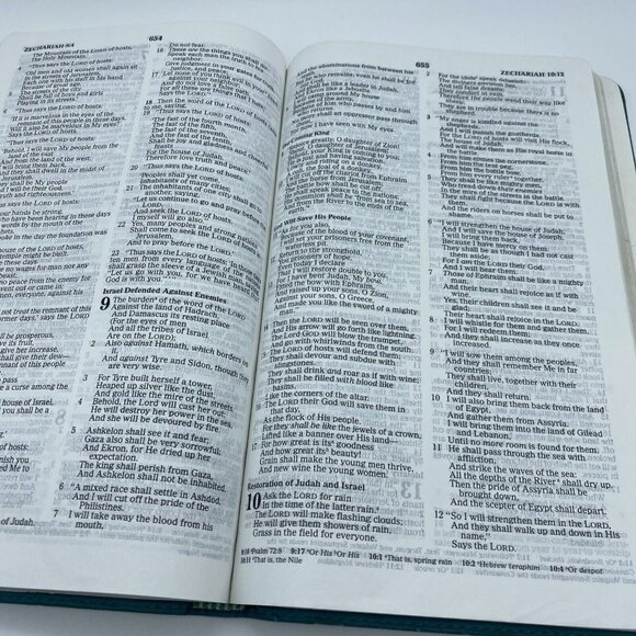 Holy Bible New King James Version 1990 Softcover Fair Condition Teal Green - Picture 12 of 16